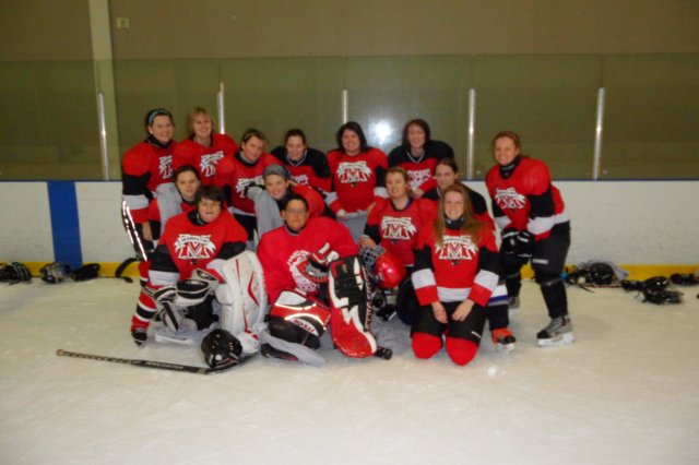 rockinrodeodivisionfinalistspeticodiacwomenshockey.jpg
