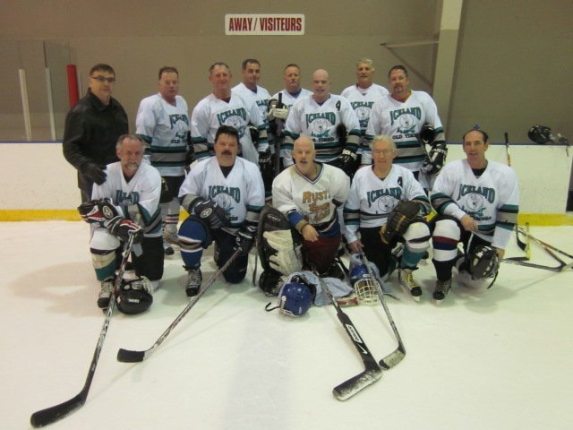slapshotsdivisionfinalistsicelandoldtimers.jpg