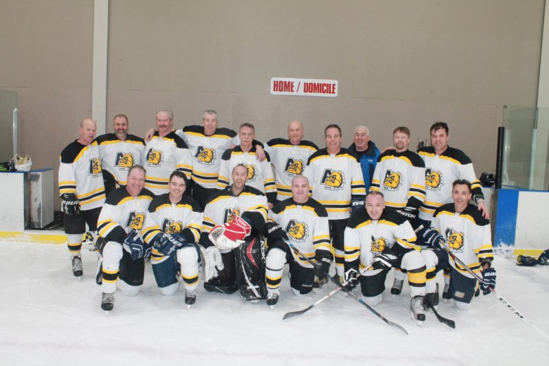 lousbury1olddogs.jpg